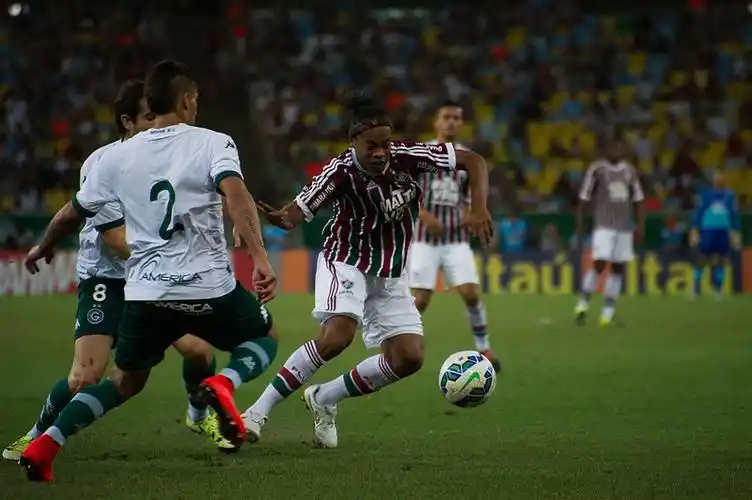 年轻球员在 年轻球员在